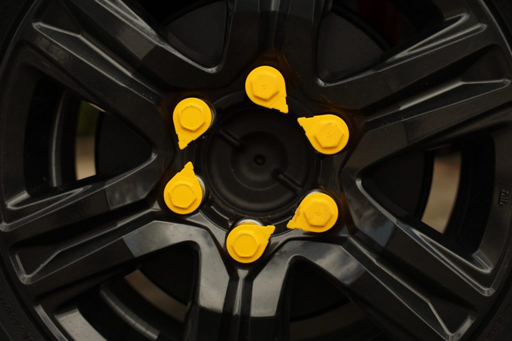 Hidrive Yellow wheel nut indicators accessories for Ute, Trailer and Truck service bodies