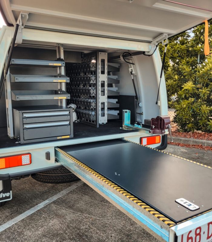 A2 - Underbody Storage and Infill Panels - Rear Roller Drawer Lid [Img4]