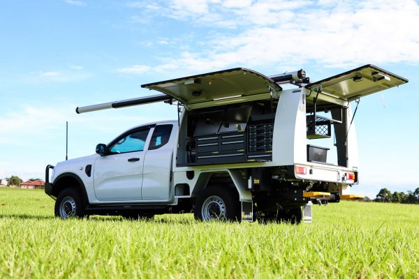 Ford Ranger with Hidrive service body